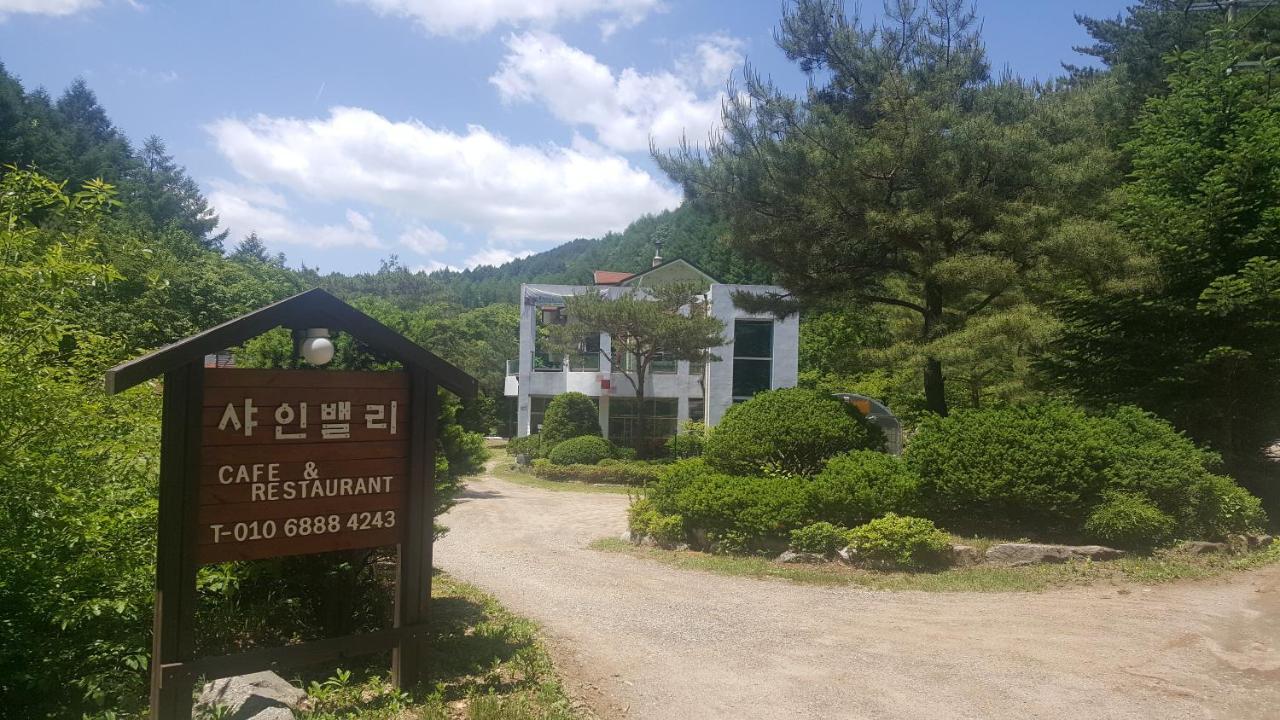 Shinevalley Pension & Hotel Pyeongchang Esterno foto