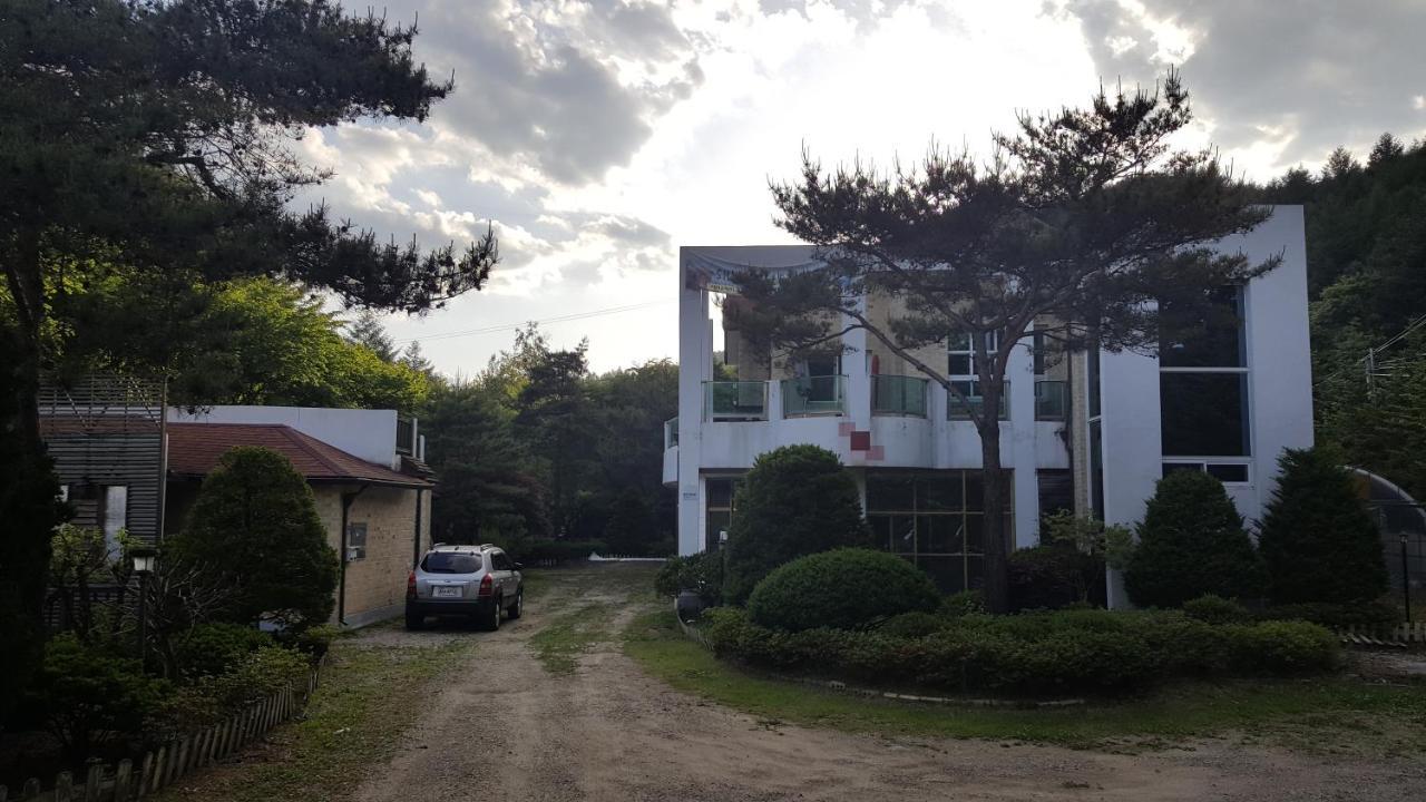 Shinevalley Pension & Hotel Pyeongchang Esterno foto
