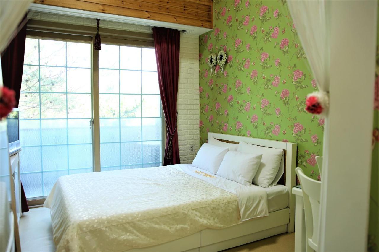 Shinevalley Pension & Hotel Pyeongchang Esterno foto